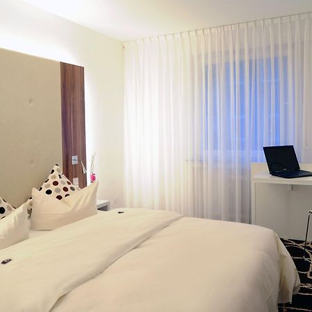 Ambassador Hotel Frankfurt nad Menem Zewnętrze zdjęcie